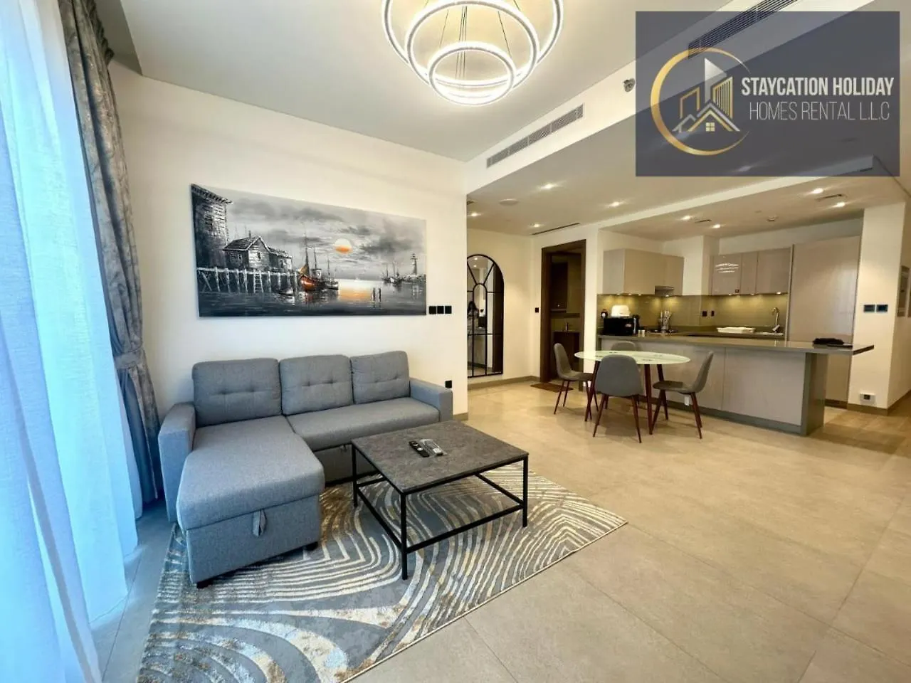 Stylish 1Br Lavish Living Waves Grande Apartment Dubai
