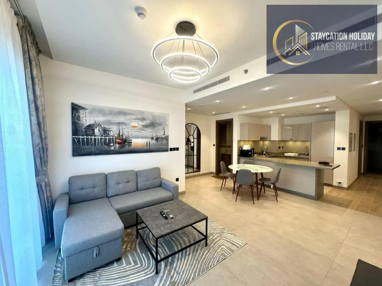 Stylish 1Br Lavish Living Waves Grande Apartment Dubai